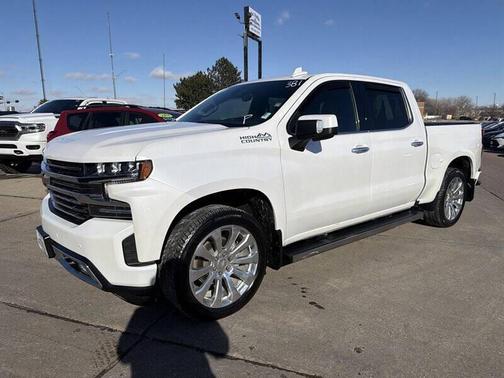 WHITE 2021 Chevrolet Silverado 1500 High Country