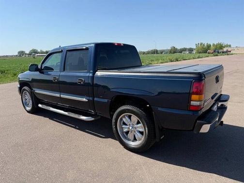 2006 GMC Sierra 1500 SL Crew Cab
