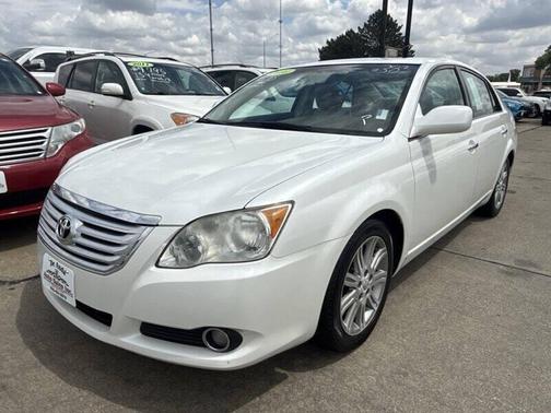 WHITE 2010 Toyota Avalon XL