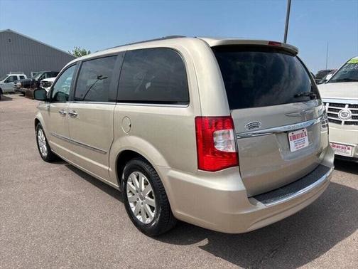 2015 Chrysler Town & Country Touring
