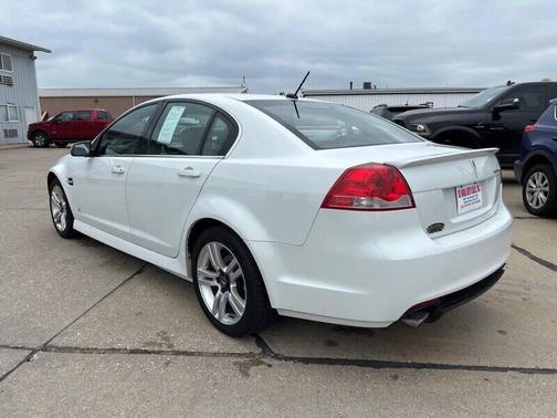 2009 Pontiac G8 Base 4dr Sedan