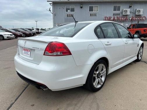2009 Pontiac G8 Base 4dr Sedan