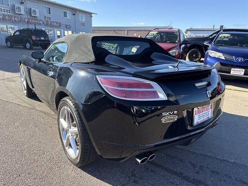 2007 Saturn Sky Red Line