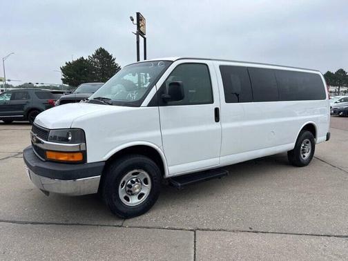 2008 Chevrolet Express 3500 LS Extended Wagon