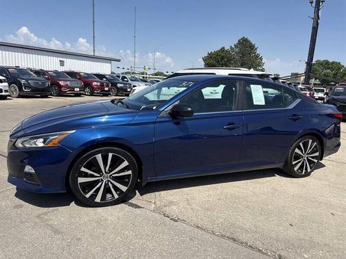 BLUE 2019 Nissan Altima 2.5 SR