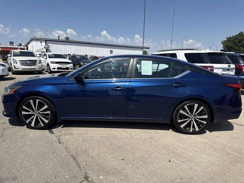 BLUE 2019 Nissan Altima 2.5 SR