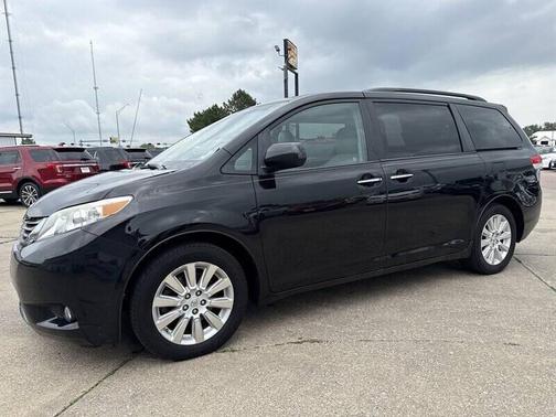 2014 Toyota Sienna XLE