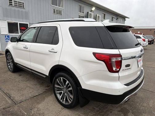 2017 Ford Explorer Platinum