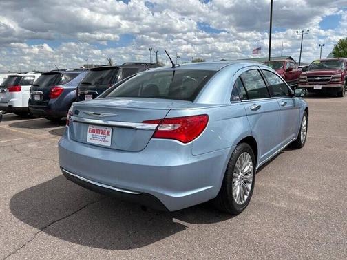 2012 Chrysler 200 Limited