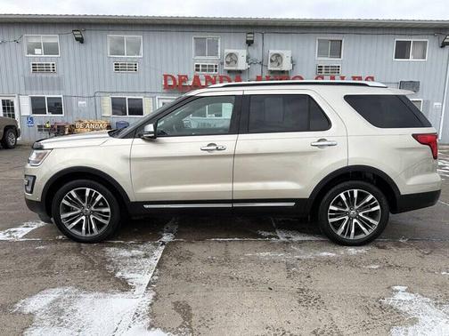 2017 Ford Explorer Platinum