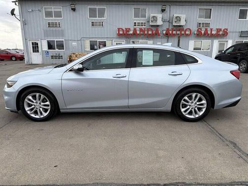 2017 Chevrolet Malibu 1LT