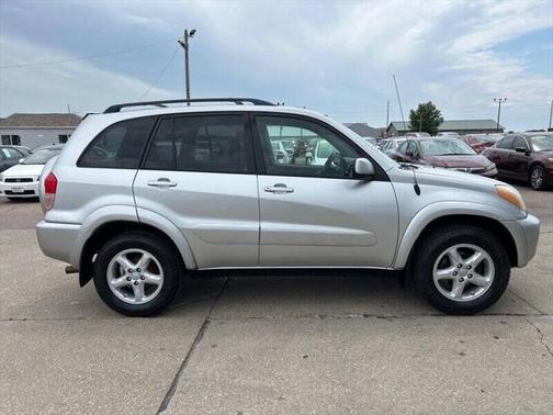 2002 Toyota RAV4 Base