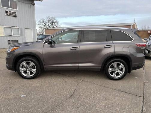 2016 Toyota Highlander Limited