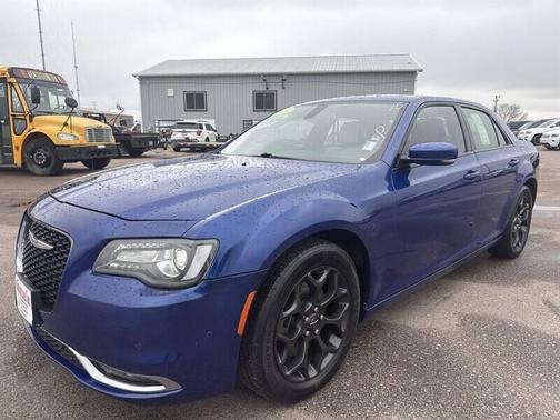 2019 Chrysler 300 S