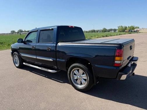 2006 GMC Sierra 1500 SL Crew Cab