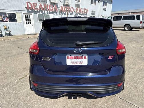 2017 Ford Focus ST 