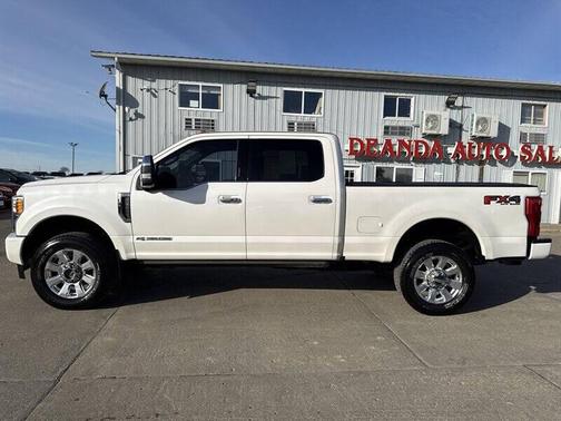 White Platinum Metallic Tri-Coat 2019 Ford F-250 Platinum