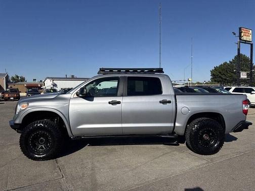 2017 Toyota Tundra SR5