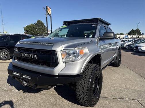 2017 Toyota Tundra SR5