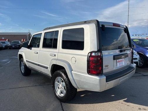 2008 Jeep Commander Sport