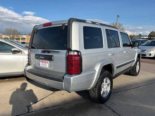 2008 Jeep Commander Sport