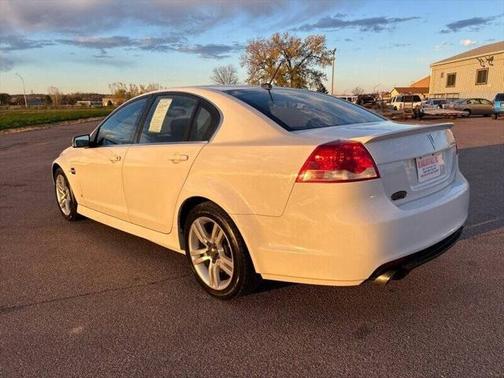 2009 Pontiac G8 Base 4dr Sedan