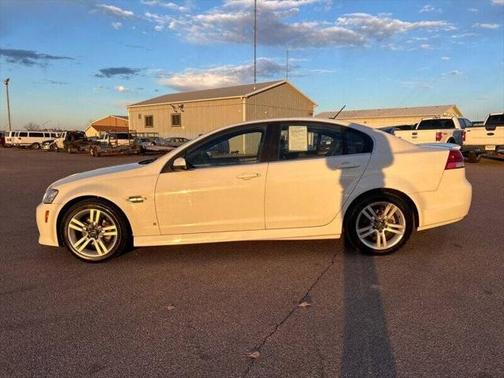 2009 Pontiac G8 Base 4dr Sedan