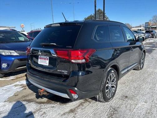 2016 Mitsubishi Outlander SEL