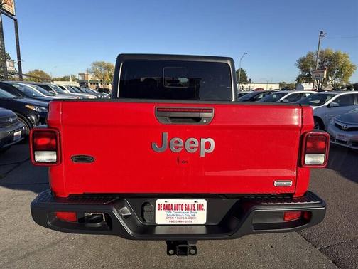2021 Jeep Gladiator Overland