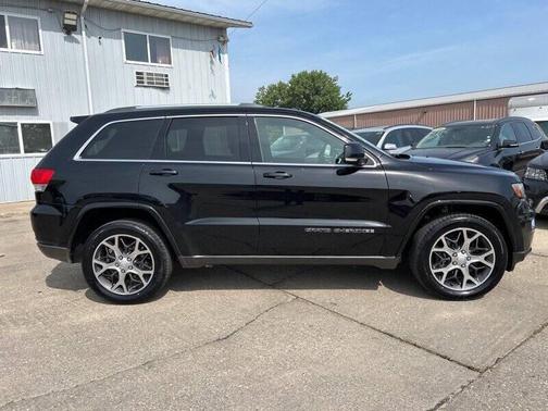 2018 Jeep Grand Cherokee Sterling Edition