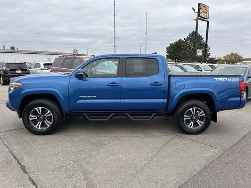 2016 Toyota Tacoma TRD Sport