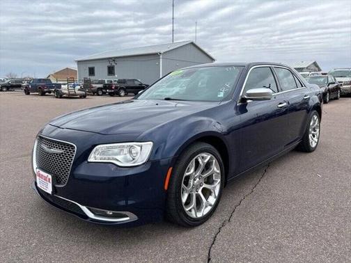 2016 Chrysler 300C Platinum
