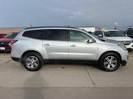 2016 Chevrolet Traverse 2LT