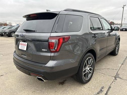 2016 Ford Explorer Sport