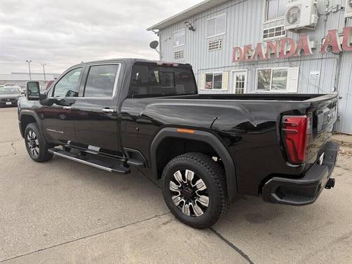 2024 GMC Sierra 2500 Denali