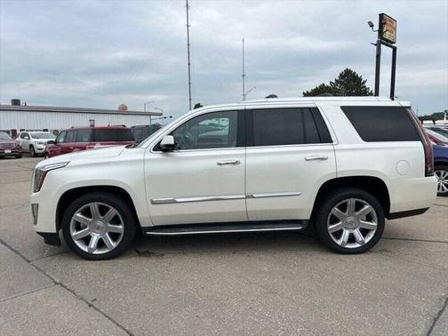 2015 Cadillac Escalade Luxury