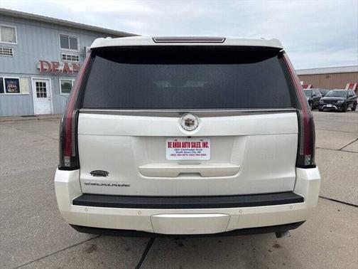 2015 Cadillac Escalade Luxury