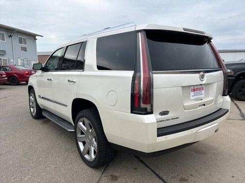 2015 Cadillac Escalade Luxury