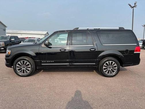 2016 Lincoln Navigator Select