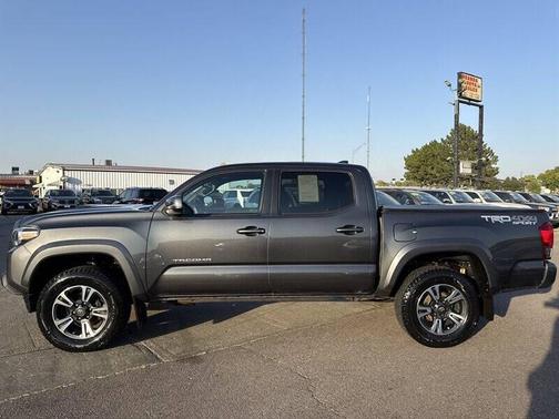 2017 Toyota Tacoma TRD Sport