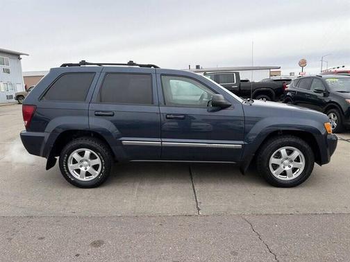 2010 Jeep Grand Cherokee Laredo