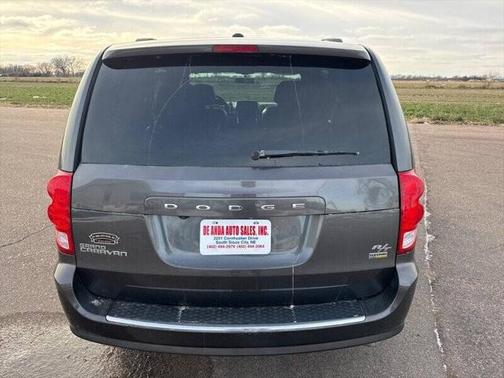 2016 Dodge Grand Caravan R/T