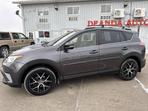 2016 Toyota RAV4 SE