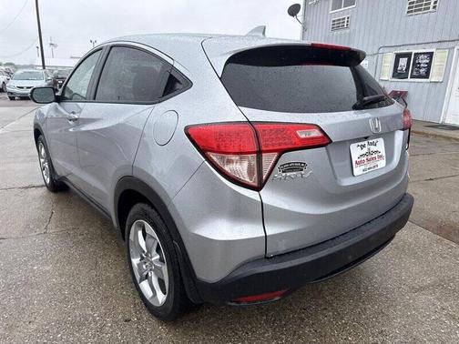 SILVER 2017 Honda HR-V EX