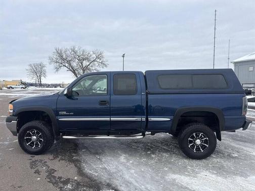 2002 GMC Sierra 2500 SLE H/D Extended Cab