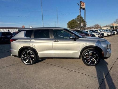 2022 Mitsubishi Outlander SE 2.5 2WD