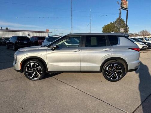 2022 Mitsubishi Outlander SE 2.5 2WD