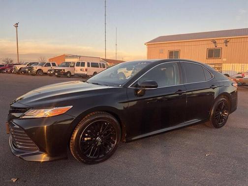 2018 Toyota Camry XLE