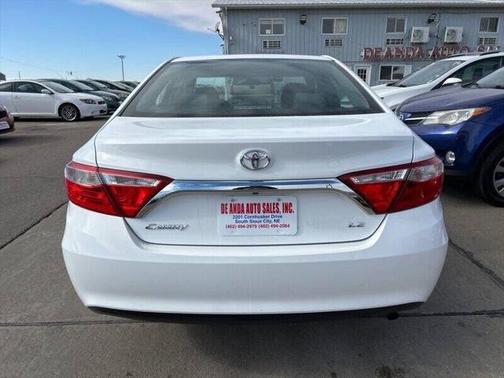 2015 Toyota Camry LE