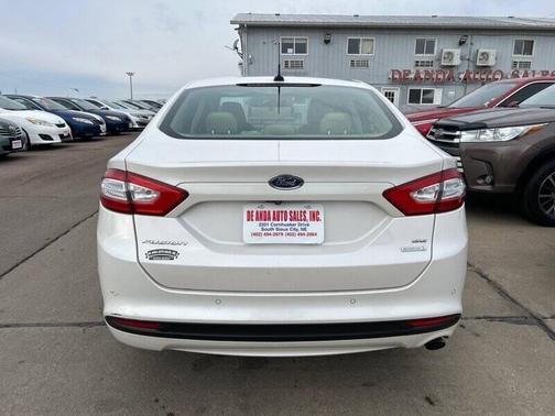 2016 Ford Fusion SE
